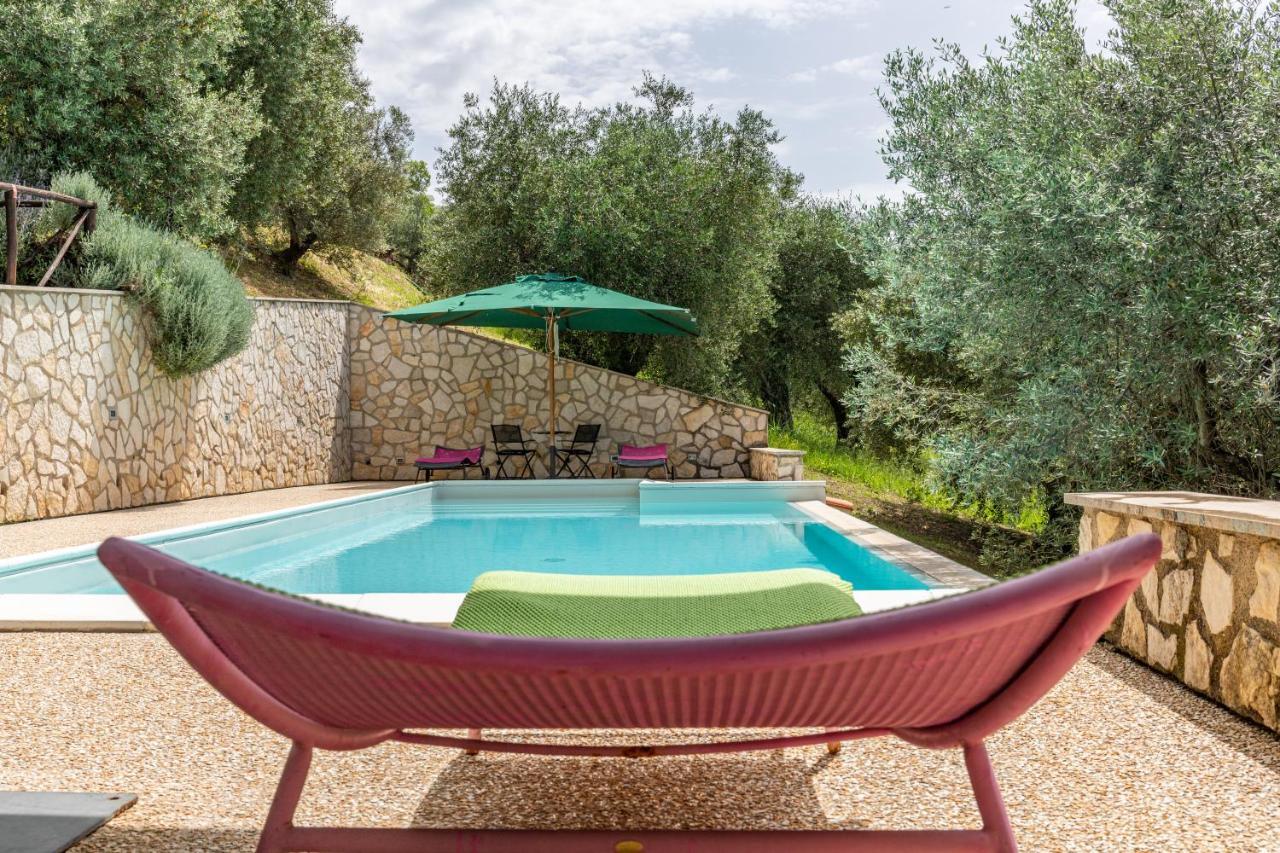 La Tana Delle Stelle B&B Di Charme E Relax Fara in Sabina Екстериор снимка