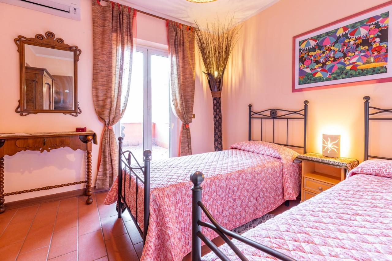 La Tana Delle Stelle B&B Di Charme E Relax Fara in Sabina Екстериор снимка