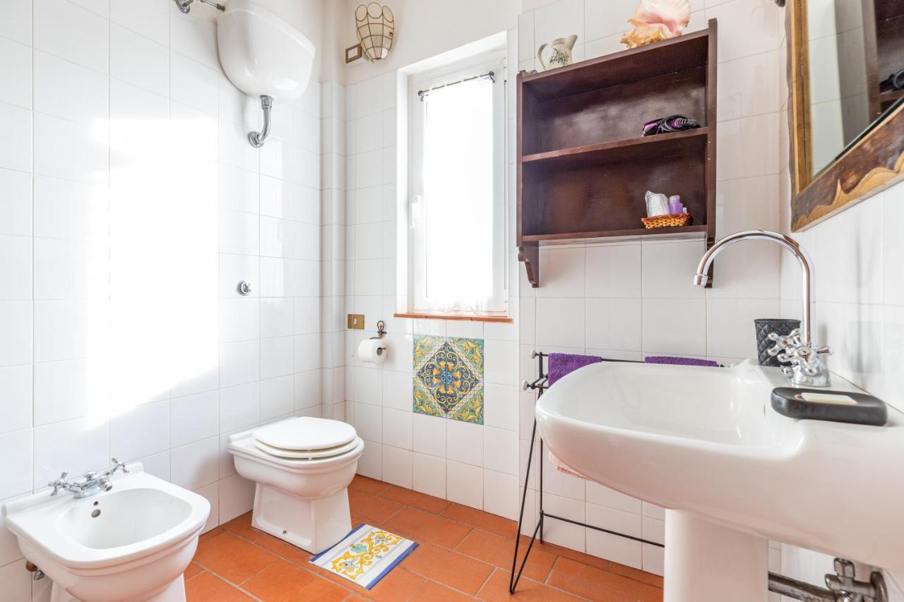 La Tana Delle Stelle B&B Di Charme E Relax Fara in Sabina Екстериор снимка